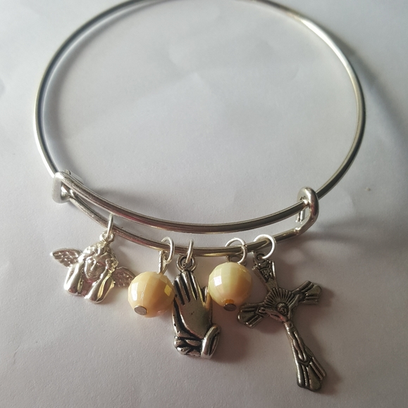 Prayer Hands Cross Angel Charm Bracelet - Picture 3 of 4